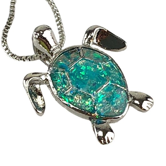 Pendant Silver Tone Teal Sea Turtle on 16" Chain - Picture 1 of 2